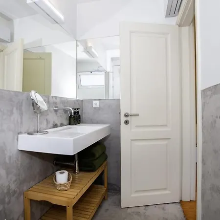 דירה Artistic Duplex *
